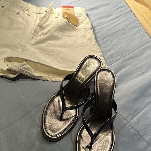 Silver tab high waisted mom shorts white brand new with tags size 28 - Picture 7 of 9